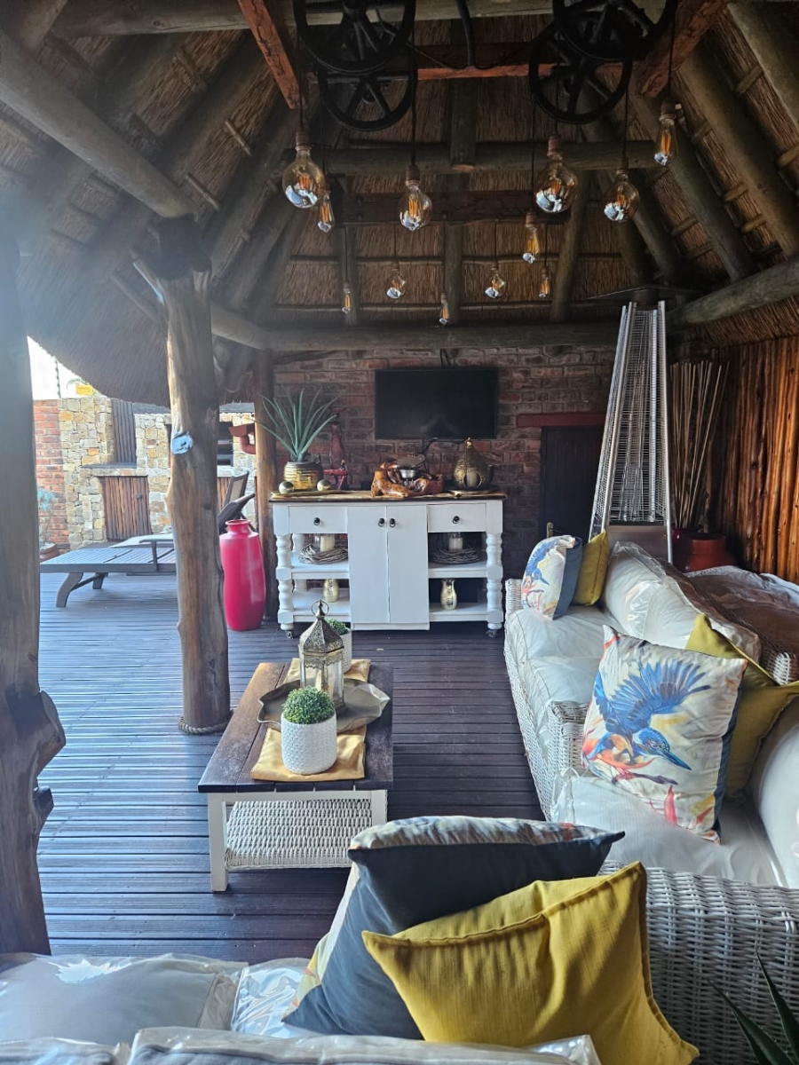 2 Bedroom Property for Sale in Strelitzia Park Eastern Cape